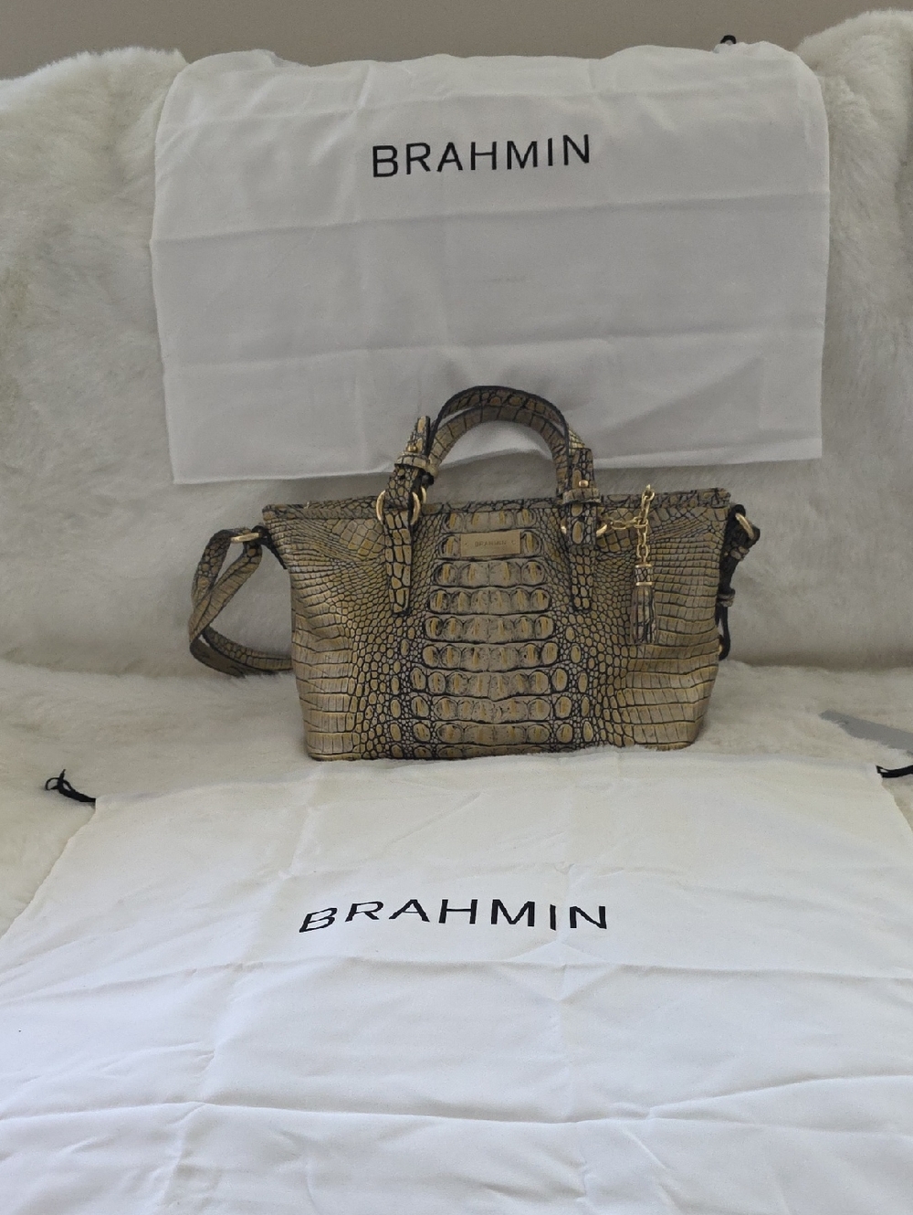 Brahmin Purse Like New